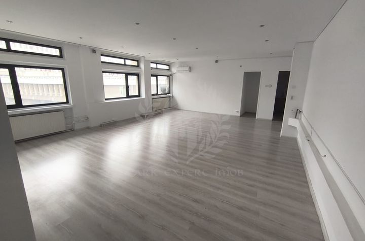 SPATIU BIROURI\\ULTRACENTRAL anunturi imobiliare Prahova