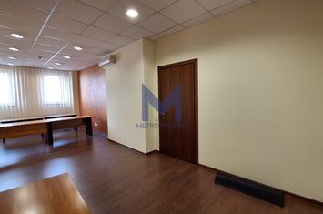 Spațiu birouri 30 mp Piața Cipariu, cheltuieli incluse anunturi imobiliare Cluj