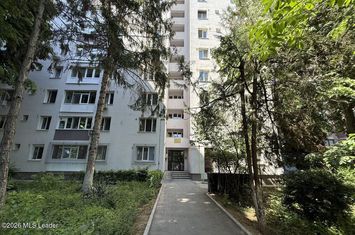 Parc Drumul Taberei, 50 mpu, etaj 2, decomandat, 5 minute de metrou anunturi imobiliare Bucuresti