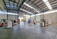 3.000 €, Spațiu industrial