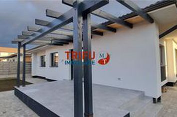 Casă - 4 camere de vanzare CENTRAL - Alba anunturi imobiliare Alba