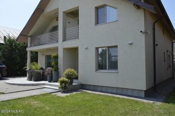 Bradu - Geamana, casa 245 mpu, 3 dormitoare, birou, dressing, 3 bai anunturi imobiliare Arges