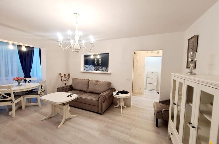 Apartament 3 camere de vanzare CENTRUL CIVIC - Brasov anunturi imobiliare Brasov