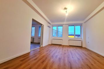 Apartament 13 camere de vanzare UNIVERSITATE - Bucuresti anunturi imobiliare Bucuresti