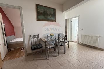 Apartament luminos la mansarda, 12 min de FSEGA si Iulius, COMISION 0% anunturi imobiliare Cluj