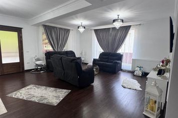 Vilă - 6 camere de vanzare RADAUTI - Suceava anunturi imobiliare Suceava