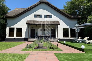 Pensiune amenajata 10 camere, 10 bai, 2 bucatarii, in Delta Dunarii anunturi imobiliare Tulcea