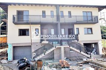 Casa 4 camere, 3 băi, 240mp, 465 mp teren,0% comision anunturi imobiliare Mures