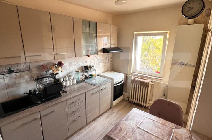 Apartament 3 camere de vanzare CLUJ-NAPOCA - Cluj anunturi imobiliare Cluj