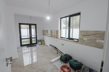 Casă - 5 camere de vanzare CHITILA - Bucuresti anunturi imobiliare Bucuresti