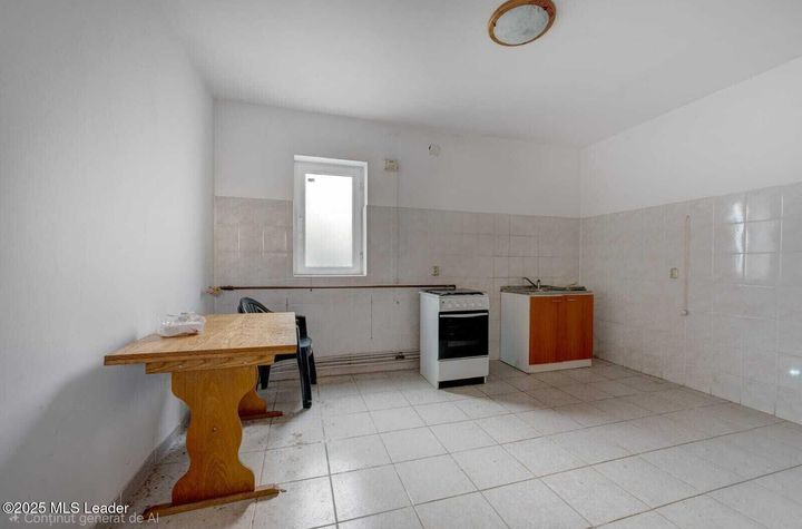 SNAGOV - CENTRAL, CASA 144 MP, LOT 1000 MP! anunturi imobiliare Bucuresti