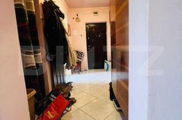 Apartament 3 camere de vanzare ROGERIUS - Bihor anunturi imobiliare Bihor