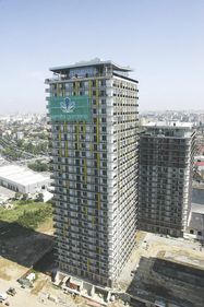 5.000 de constructori de pe marile santiere private vor ajunge fara lucru