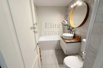 Apartament spatios cu 3 camere de vanzare | Parcul Salca anunturi imobiliare Bihor