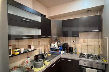 Vilă - 6 camere de vanzare 14 MAI - Satu Mare anunturi imobiliare Satu Mare