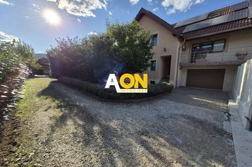 Duplex, D+P+M+1, 200 mp utili, Teren 1100 mp, Zona Micesti anunturi imobiliare Alba