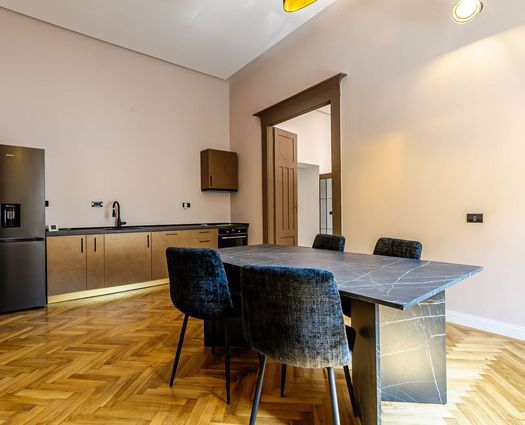 Apartament 3 camere Central, 103 mp