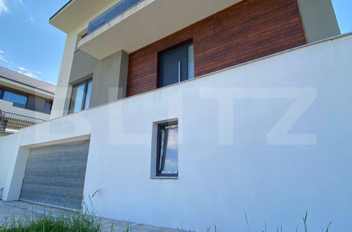 Vilă - 6 camere de vanzare CLUJ-NAPOCA - Cluj anunturi imobiliare Cluj