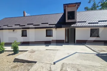 Casă - 5 camere de vanzare ROTBAV - Brasov anunturi imobiliare Brasov