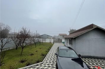 Casă - 4 camere de vanzare VANATORI - Vrancea anunturi imobiliare Vrancea