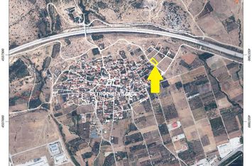 Teren construibil 654,40 mp în Petropigi anunturi imobiliare Grecia