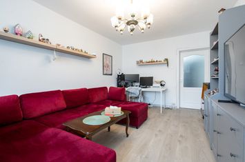 Apartament 3 camere de vanzare TITULESCU - Bucuresti anunturi imobiliare Bucuresti