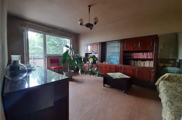 Apartament 3 camere de vanzare MIHAI BRAVU - Prahova anunturi imobiliare Prahova