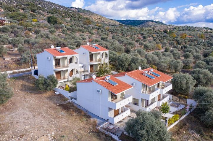 Ansamblu de 4 mezonete, 98 mp fiecare — Astrida anunturi imobiliare Grecia