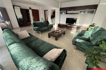 Apartament 3 camere de inchiriat CENTRAL - Bacau anunturi imobiliare Bacau