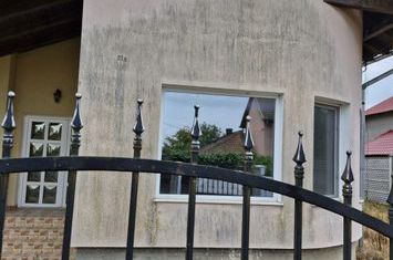 Casă - 3 camere de vanzare SOIMUS - Hunedoara anunturi imobiliare Hunedoara