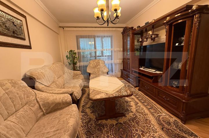 Apartament 4 camere de vanzare SUCEAVA - Suceava anunturi imobiliare Suceava