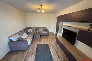 Apartament 3 camere de vanzare ULTRACENTRAL - Vrancea anunturi imobiliare Vrancea
