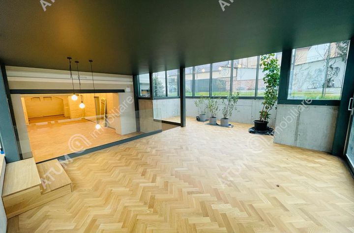 Vilă - 11 camere de vanzare CENTRAL - Sibiu anunturi imobiliare Sibiu