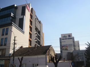 Piaţa spaţiilor comerciale din Cluj în scădere