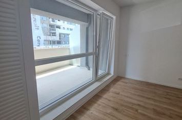 Garsonieră de vanzare BRASOV - Brasov anunturi imobiliare Brasov