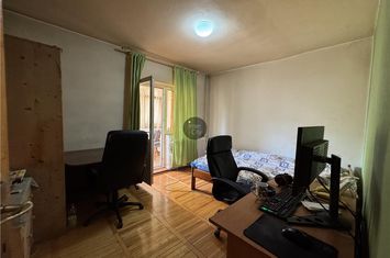 Apartament 3 camere de vanzare GARA - Iasi anunturi imobiliare Iasi