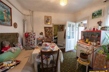 Casă - 3 camere de vanzare EXTERIOR NORD - Covasna anunturi imobiliare Covasna