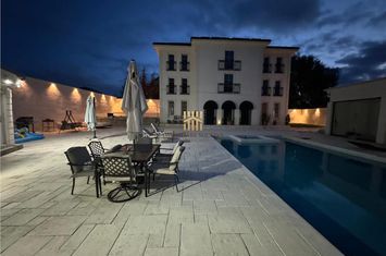 Vilă - 6 camere de vanzare SFANTU ILIE - Suceava anunturi imobiliare Suceava