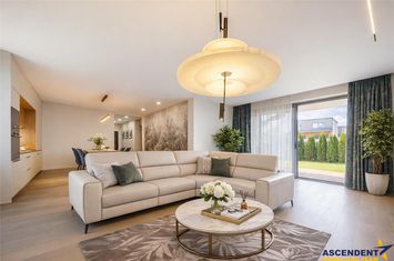 Casă - 4 camere de vanzare TARLUNGENI - Brasov anunturi imobiliare Brasov