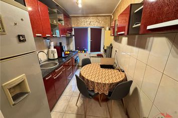 Apartament 2 camere de vanzare GARA - Vrancea anunturi imobiliare Vrancea