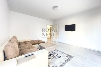 Inchiriez apartament de 2 camere cu dressing si gradina - Avantgarden3 anunturi imobiliare Brasov