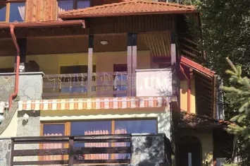 Vila duplex de vanzare cu 4 camere in Azuga anunturi imobiliare Prahova