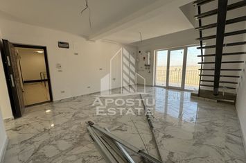 Penthouse cu scara interioara deosebita, 3 camere si 2 bai langa Lidl. anunturi imobiliare Timis