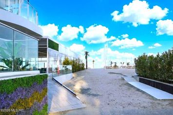 Mamaia Nord - White Tower, 2 camere, 51 mp, etajul 7, vedere la mare! anunturi imobiliare Constanta