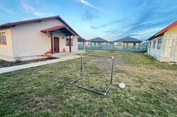 Casa Osorhei teren 800 mp comision 0 preț 199000 € anunturi imobiliare Bihor