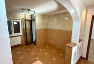 145.000 €, Apartament 3 camere