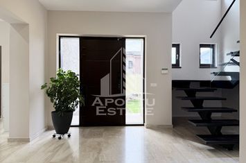 Casa moderna cu 5 camere, garaj dublu si piscina, Ciarda Rosie anunturi imobiliare Timis