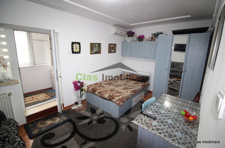 Garsoniera Zona Parcul Tineretului pretabila pentru toate varstele !! anunturi imobiliare Olt