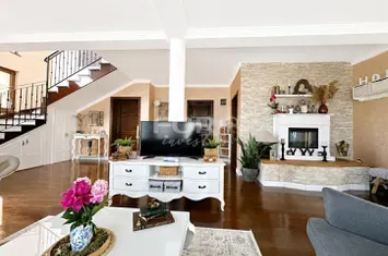 Vilă elegantă cu 6 camere de vânzare în zona Nufarul Oradea anunturi imobiliare Bihor