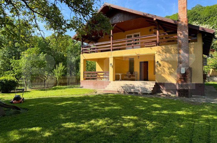 Vilă - 6 camere de vanzare DRAJNA - Prahova anunturi imobiliare Prahova